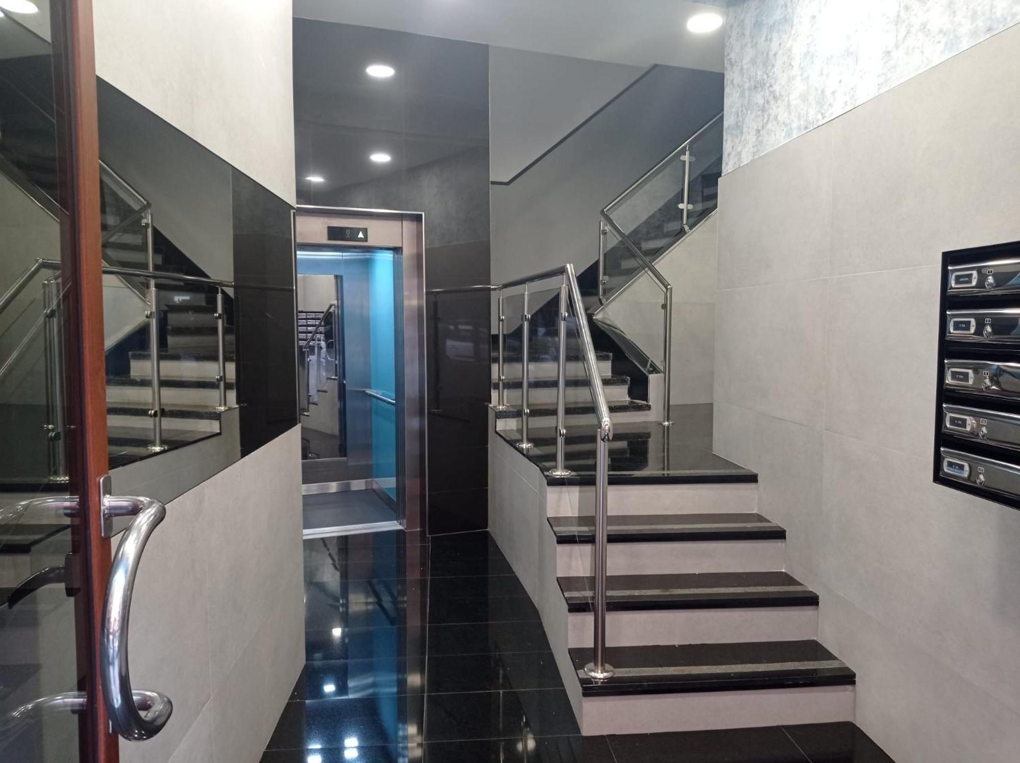 Amplio, Luminoso Y Moderno Cerca Del Casco Viejo Apartment Bilbao Luaran gambar