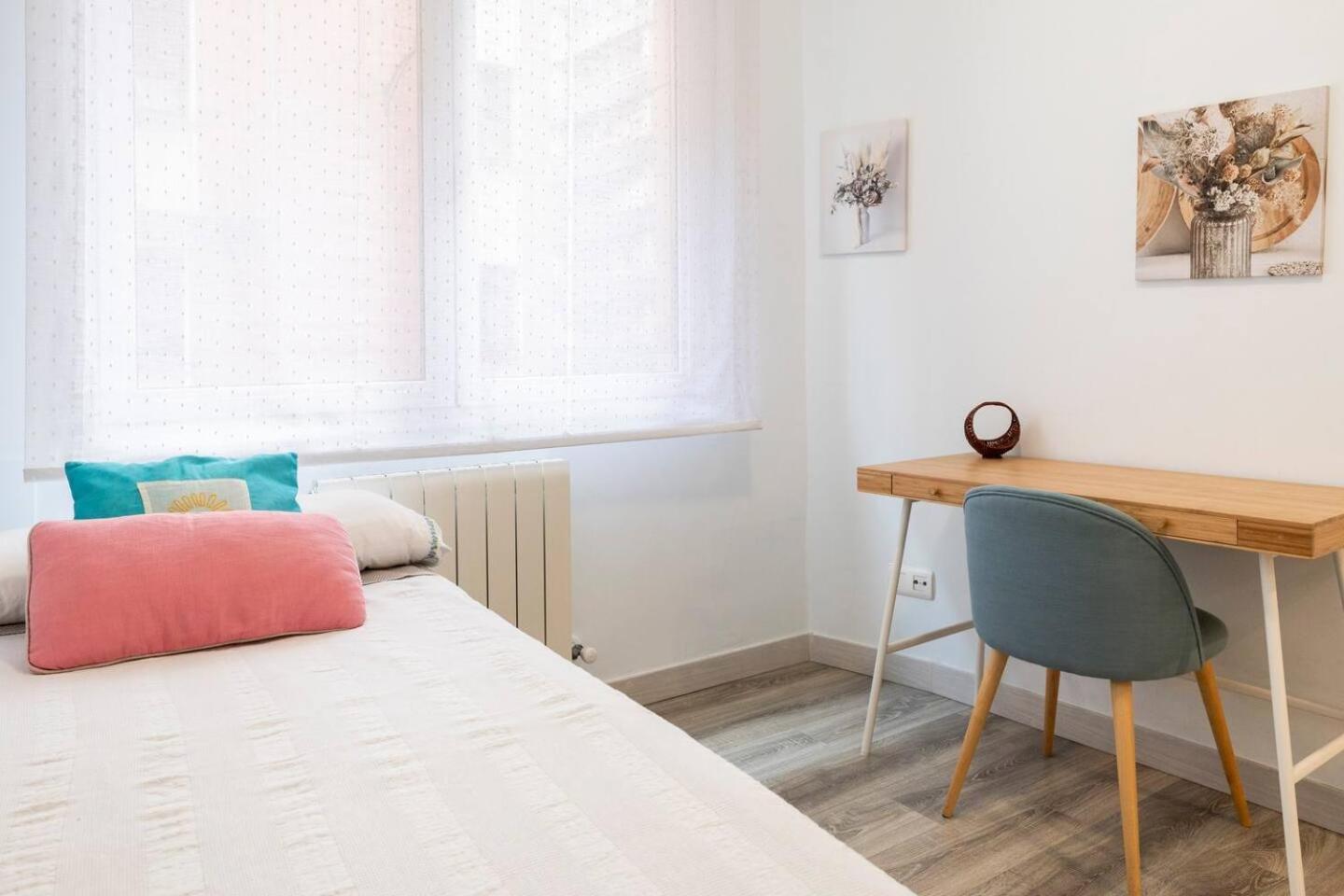Amplio, Luminoso Y Moderno Cerca Del Casco Viejo Apartment Bilbao Luaran gambar